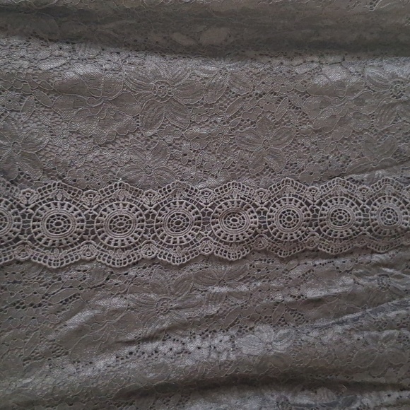 3/$20 Cable & Gauge Black Lace Blouse Sz L - Picture 8 of 9